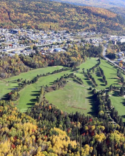 club_de_golf_et_de_curling_la_tuque_2000_inc_1_a