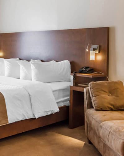 econo_lodge_forestville_1