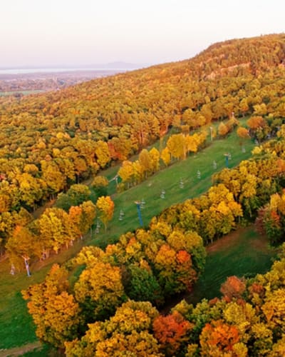 festival_des_couleurs_au_centre_de_ski_mont_rigaud_1