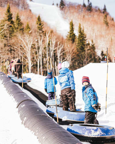 glissade_sur_tube_au_parc_regional_de_val_direne_1_h
