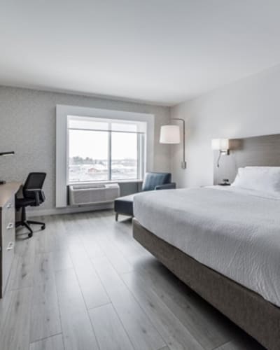 holiday_inn_express__suites_saint___hyacinthe_1