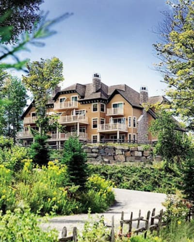 hotel_de_montagne_cap_tremblant_1