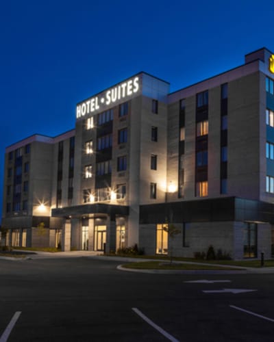 imperia_hotel_et_suites_boucherville_1