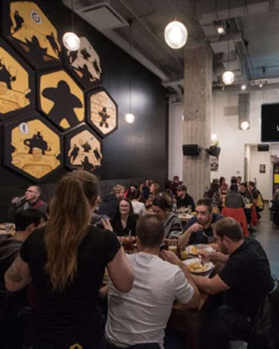 la_revanche_st_roch___resto_pub_ludique_1