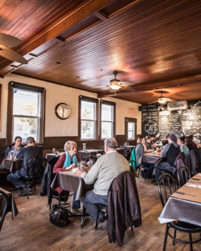 le_bistro_montebello_1