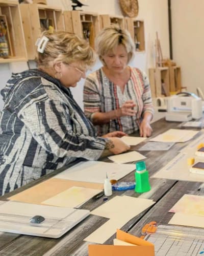 Creative workshops in Petite Nation