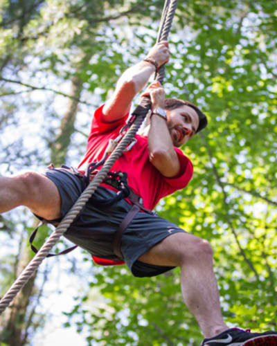 parcours_dhebertisme_aerien_du_parc_du_domaine_vert_1