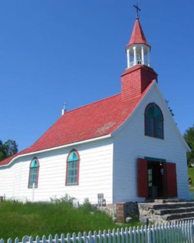 petite_chapelle_de_tadoussac_1