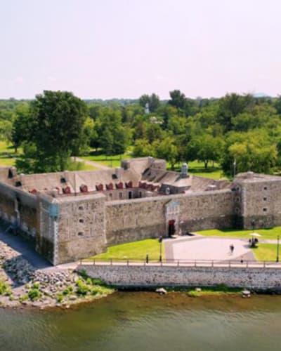 piste_cyclable_du_lieu_historique_national_du_canal_de_chambly_1