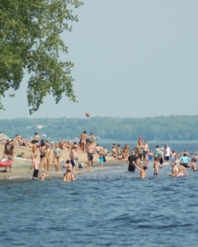 plage_de_lile_saint_quentin_1