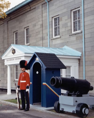 residence_du_gouverneur_general_a_la_citadelle_1