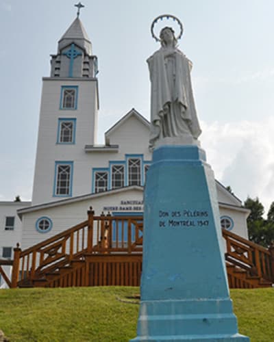 sanctuaire_diocesain_notre_dame_de_pointe_navarre_1