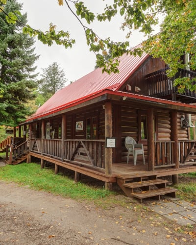 Pourvoirie du Lac Berval : chalet