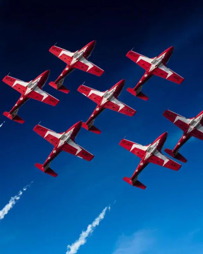 AERO Gatineau-Ottawa Airshow - Seven planes in the sky