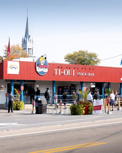Ti-Oui Snack Bar