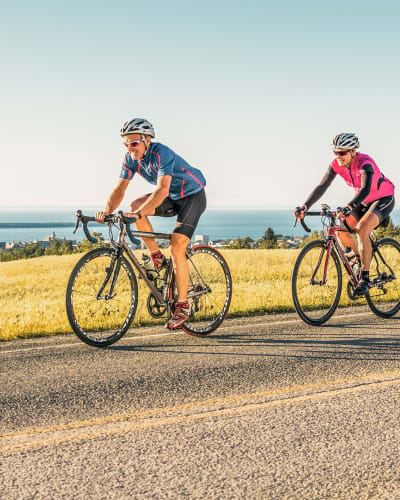 Couple à vélo