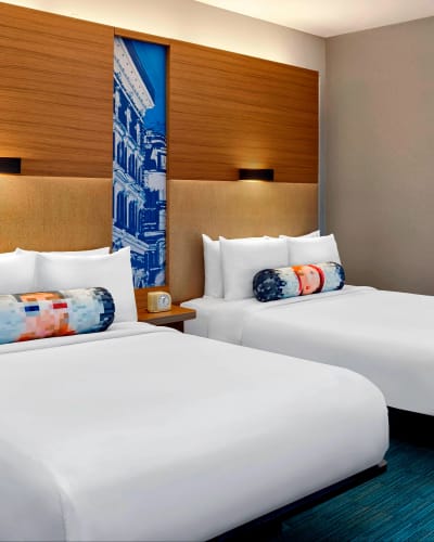 Aloft Montréal Airport - Room with two beds