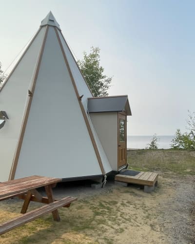 Assi-Nipi Écohébergement