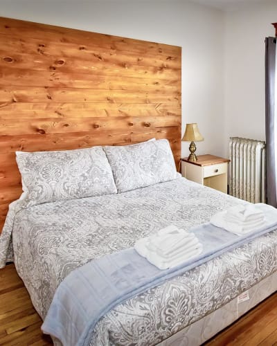 Chambre de l'Auberge Ayer's Cliff.