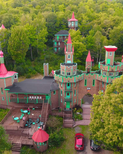 Auberge du Château Bahia.