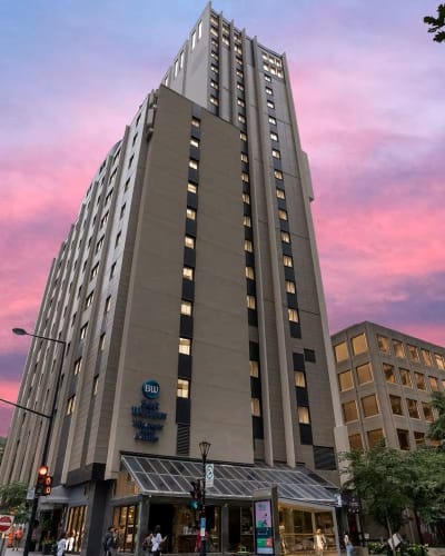 Best Western Ville-Marie Montreal Hotel & Suites - Exterior of the hotel