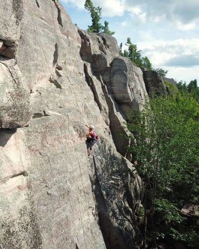 Rock climbing - Camp de Base Abitibi.