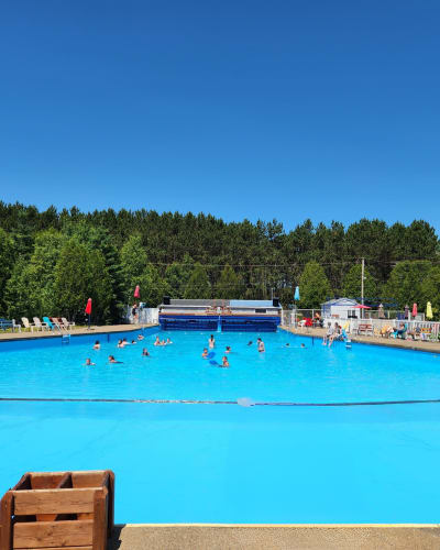 Camping Lac et Forêt - Wave pool