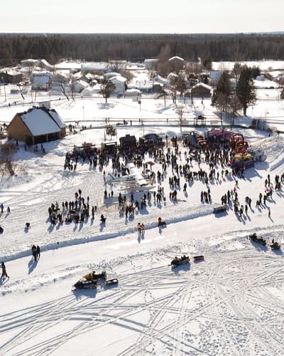 Aerial view of the Carnaval D'hiver du lac a la tortue.