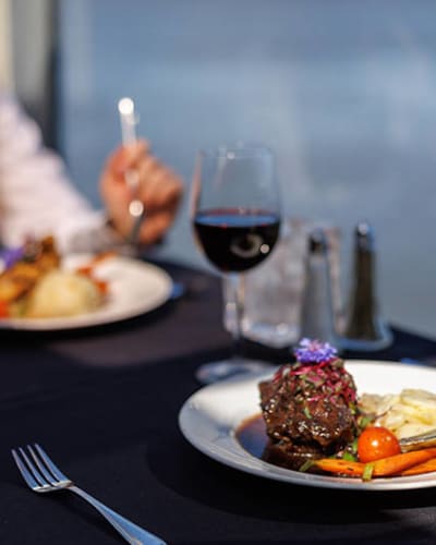 5-Course Dinner Cruise in Montreal