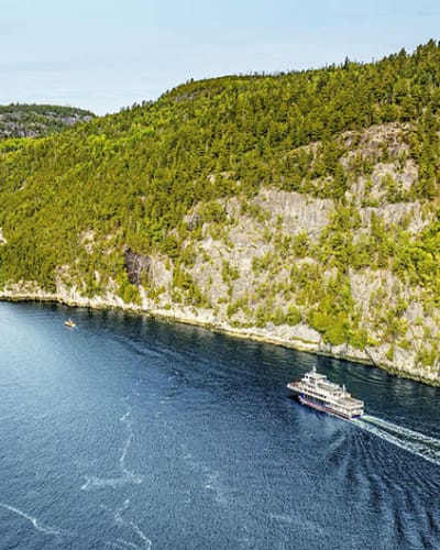 Croisière aux baleines à Tadoussac et exploration du fjord du Saguenay
