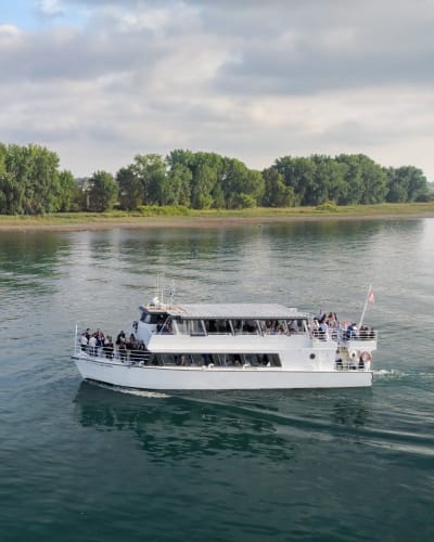 Cruise ship of Narvark.