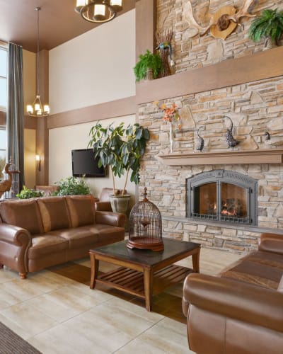 Days Inn by Wyndham Levis - Lobby