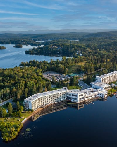 Lake & Spa Getaway