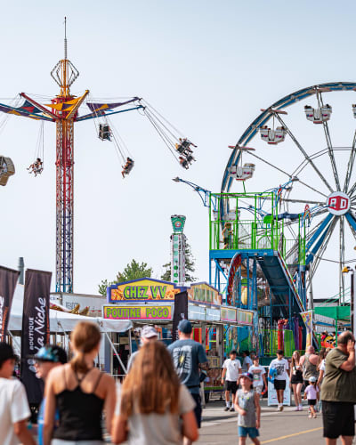 Carnival rides at Exposition agricole de Victoriaville.