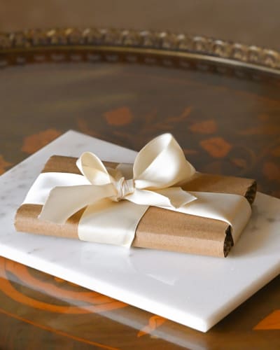 Offer the Manoir as a gift