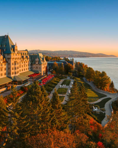 Le Manoir Richelieu en automne.