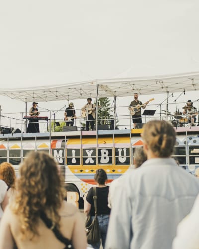 crowd at festival Archipel.