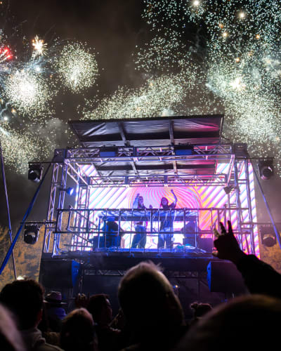 Festival Mon Vieux-Saint-Jean la nuit.