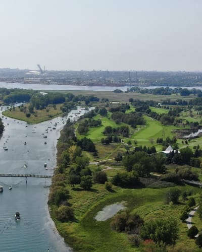 Aerial view of du Golf des Îles de Boucherville.