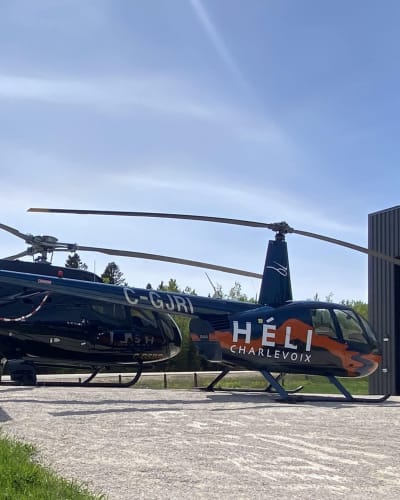 Two helicopters - Héli-Charlevoix.