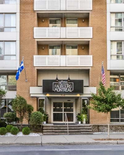 Façade de l'Hôtel Faubourg Montréal.