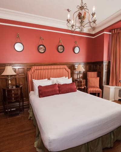 Chambre Supérieure à l'Hôtel Manoir Sherbrooke.