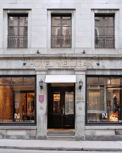 Facade of Hôtel Nelligan
