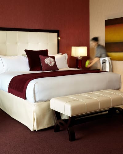 InterContinental Montreal - Bedroom