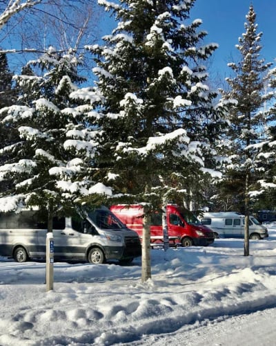 Vanlife in winter camping.