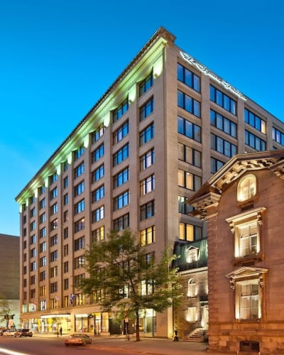Le Square Phillips Hôtel & Suites - Exterior