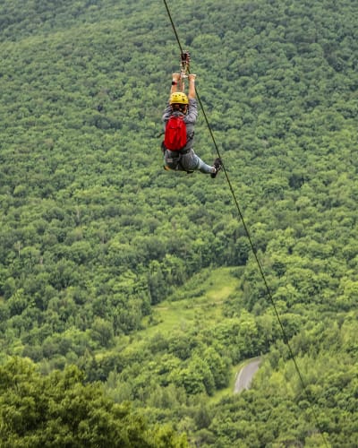 Tyrolienne au Mont SUTTON