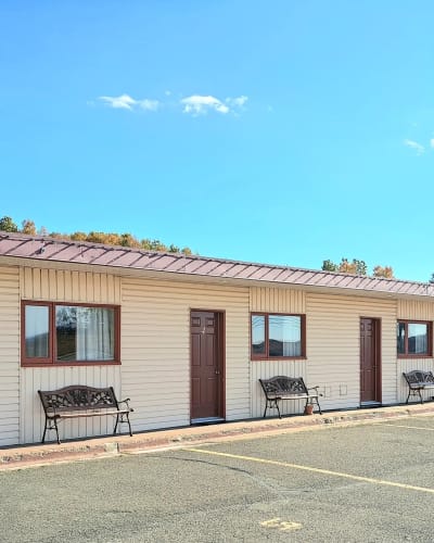 Motel au Soleil Couchant - Exterior