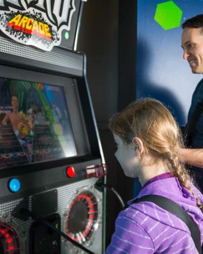Exposition sur les jeux vidéos.