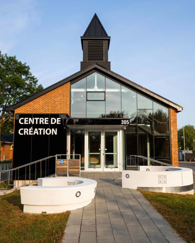 Extérieur du Centre de création Boisbriand